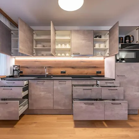 Kreuzjoch * Цель-ам-Циллер