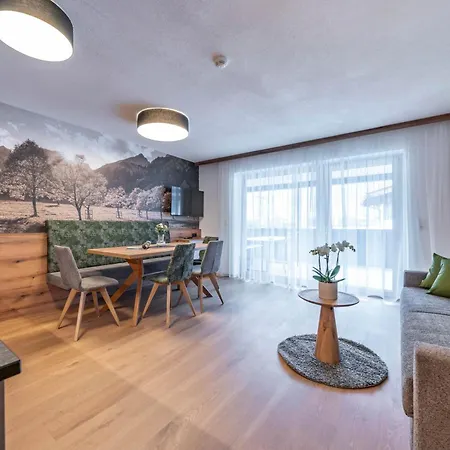 Kreuzjoch Apartman *